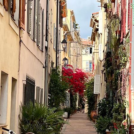 Les Petits Volets 2 Bed & Breakfast Antibes Exterior photo